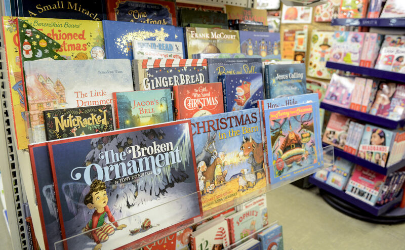 Holiday shopping begins amid pandemic